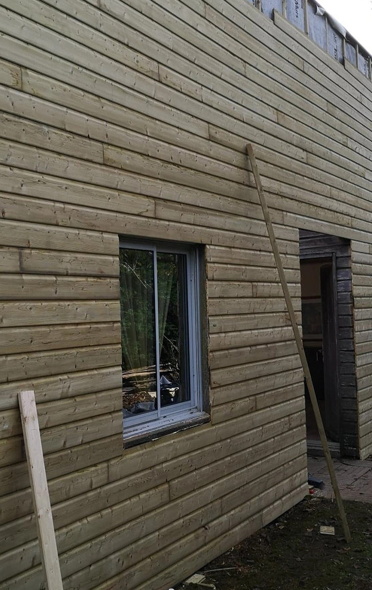 BOIS EXTERIEUR