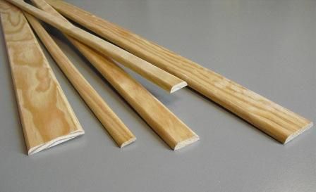Chant plat 2 arrondis en pin des landes 40x8 mm long. 2,40 m 