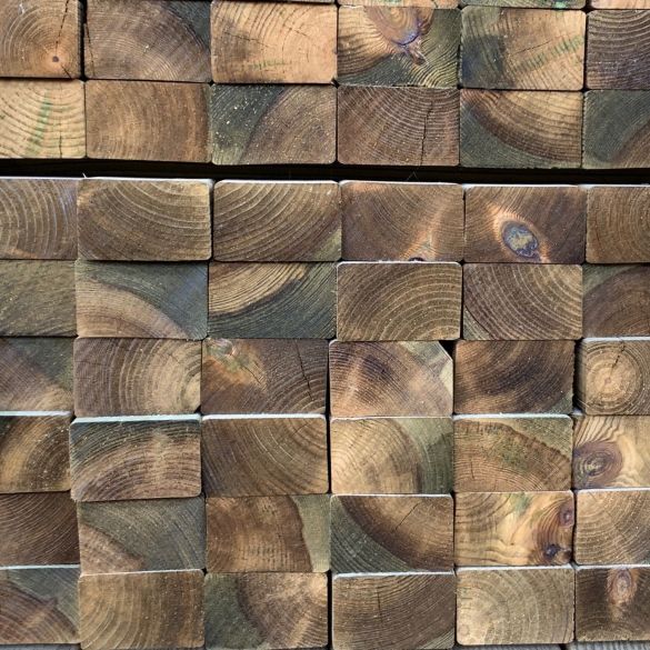 Bois d'ossature en pin raboté 70x45 mm l.3,00 m classe 4