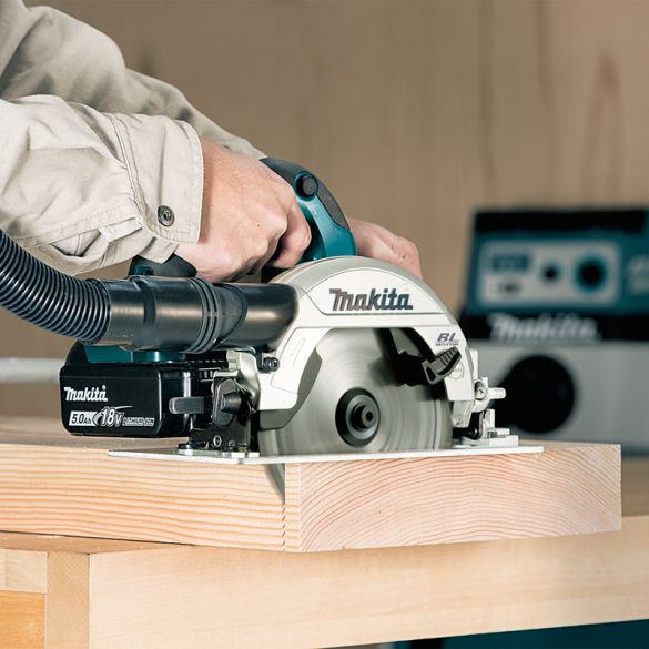 Scie circulaire 18v li-ion Ø 165mm sans batterie ni chargeur + coffret makpac | makita dhs660zj