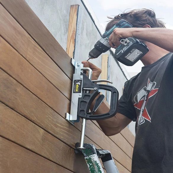 Redresseur de lames de terrasse et bardage novlek
