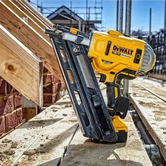 Cloueur de charpente xr 18v brushless 50-90mm - sans batterie ni chargeur | dewalt dcn692n-xj