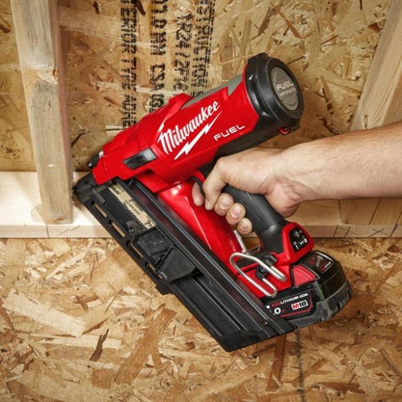 Cloueur de charpente m18 fuel 18v + 19800 clous de 75mm (machine nue) | milwaukee 4933493924
