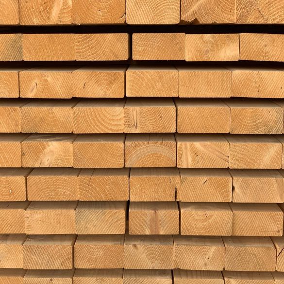 Bois d'ossature en sapin 95x45 mm long. 6,00 m traité classe 2