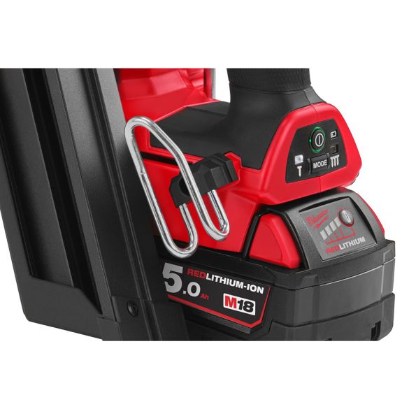 Cloueur de charpente 34° fuel 18v m18 ffn-502c + 2 batteries 5ah + chargeur | milwaukee 4933471404