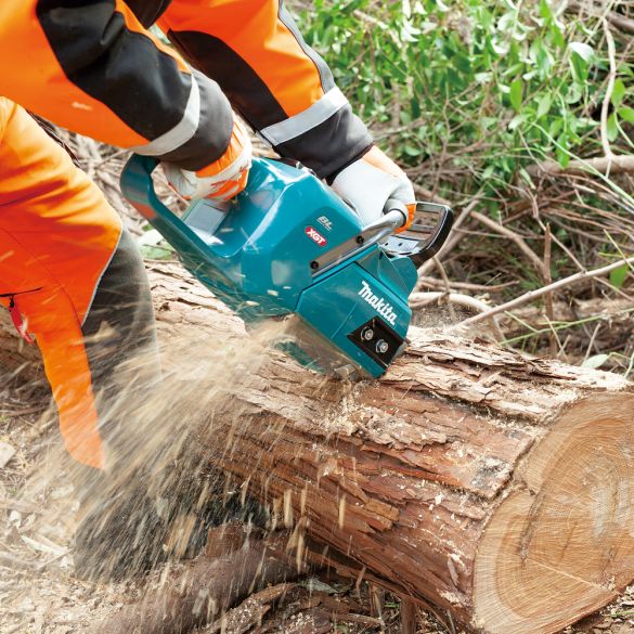 Tronçonneuse xgt 40v max 40 cm + batterie 5 ah + chargeur makita uc012gt102