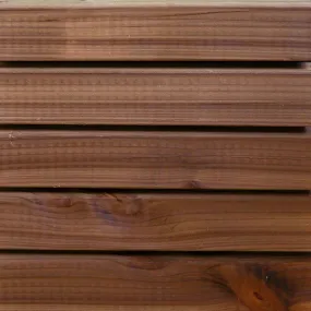 Bardage claire voie biaisé 5100x65x27 mm marron